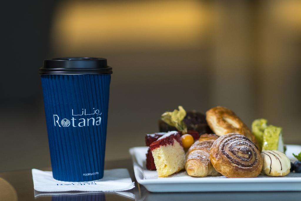 Jumeira Rotana - Dubái Exterior foto
